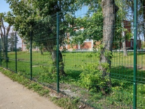3D заборы для школы 90 метров фото в Химках